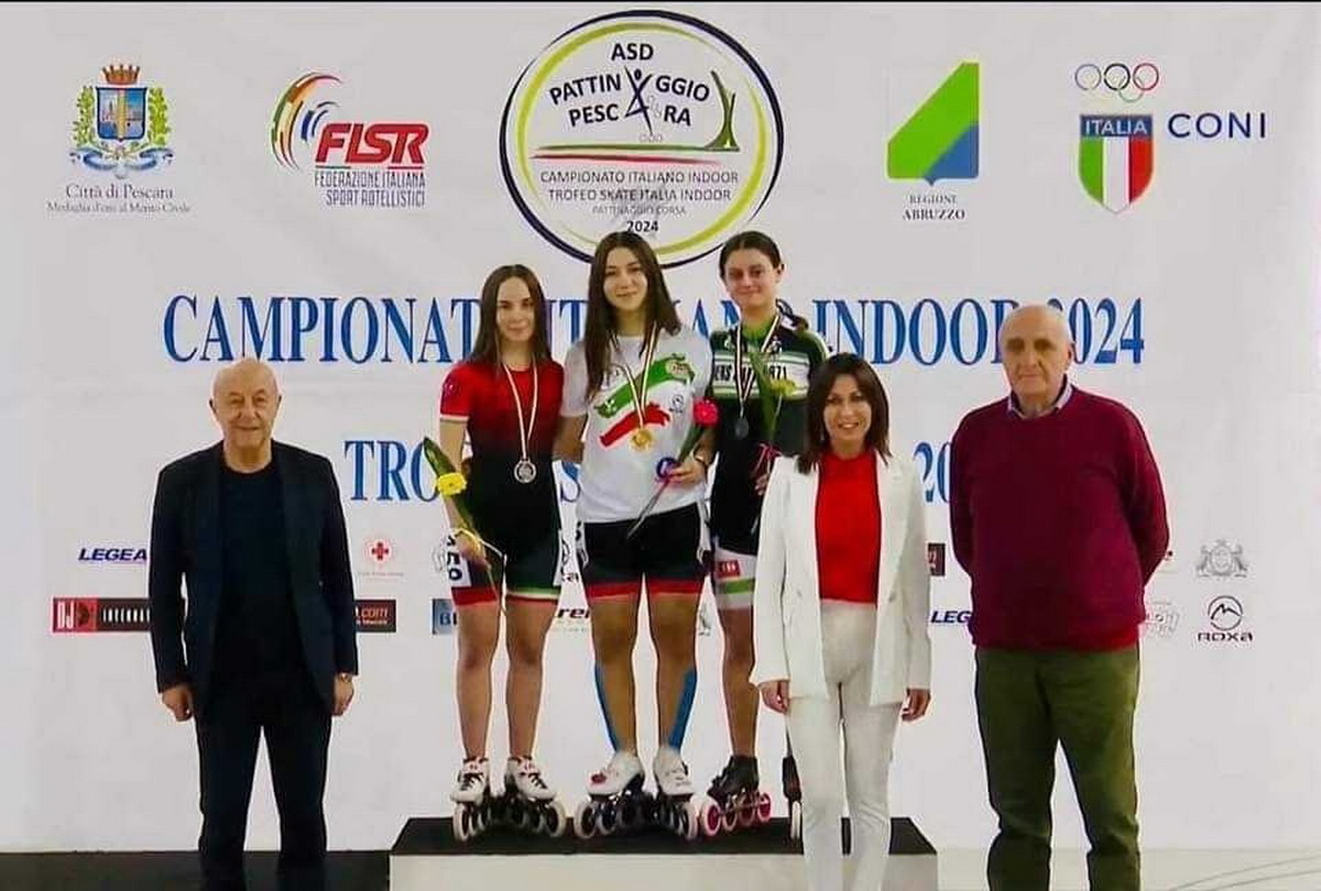 Pattinaggio velocità, Campionato Italiano Indoor 2024, DEBBY ROLLER TEAM, straordinaria Elisa Folli conquista 2 titoli italiani