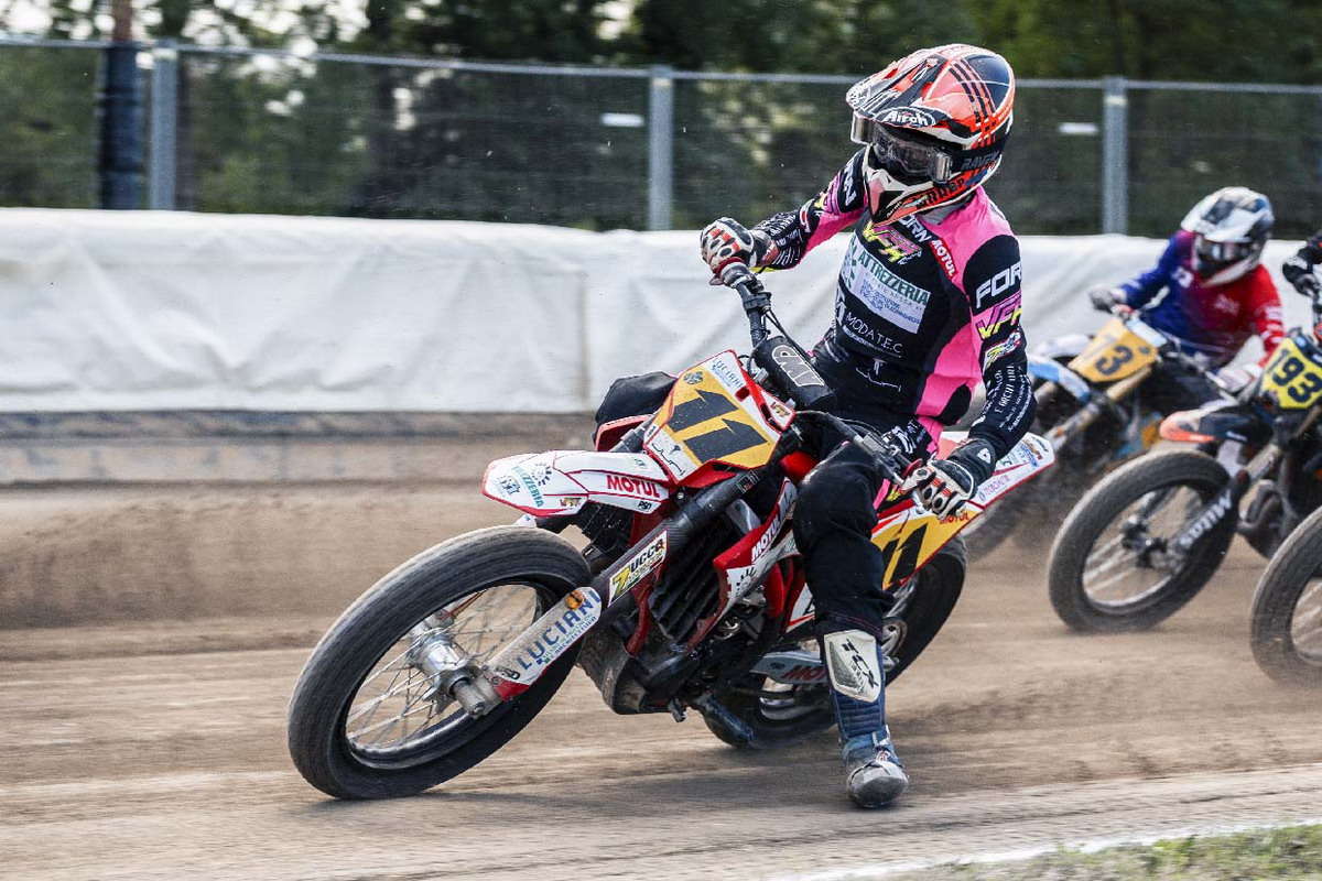 Flat-Track, in Ungheria l’ultima gara del mondiale: Halbert e VFR Racing puntano al titolo