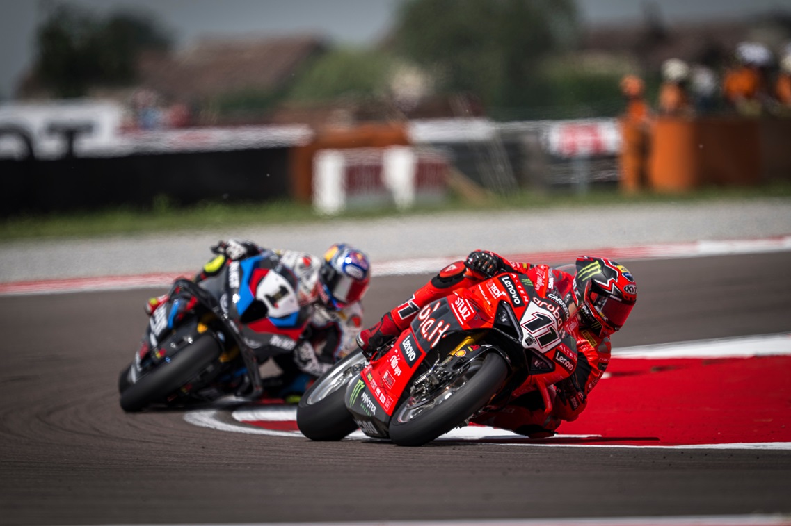 Sbk, Cremona: tris di Bulega, sempre più leader nel mondiale