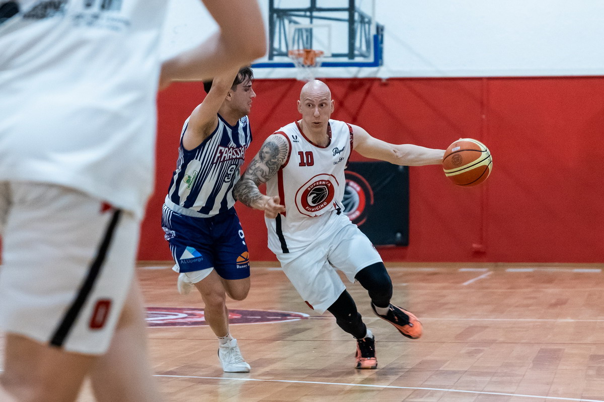 Basket, Supernova, ko contro Gualdo, domani lo spareggio