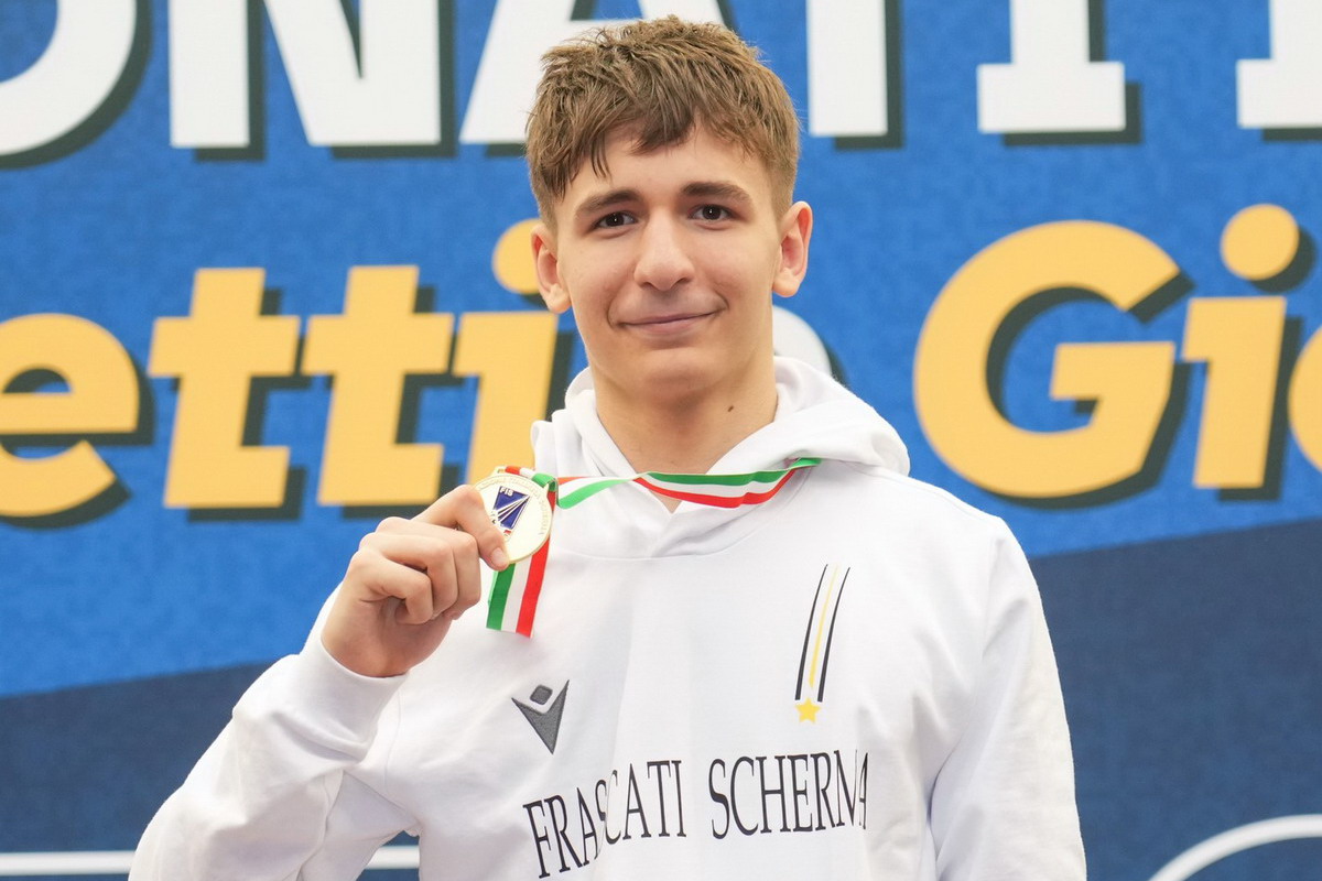 Frascati Scherma, che festa: Leonardo Reale ed Emanuele Iaquinta campioni d’Italia Cadetti