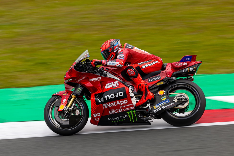 MotoGp, Assen: Marc Márquez e il Ducati Lenovo Team vincono la Sprint di Assen