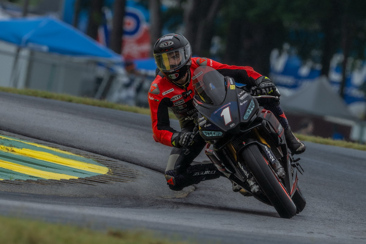 Aprilia protagonista nel mondo: vittoria negli Stati Uniti e podio in Giappone