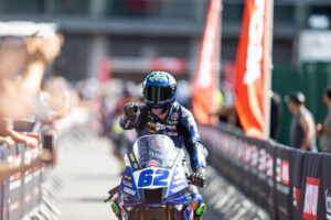 Manzi firma la doppietta a Magny-Cours e allunga in campionato
