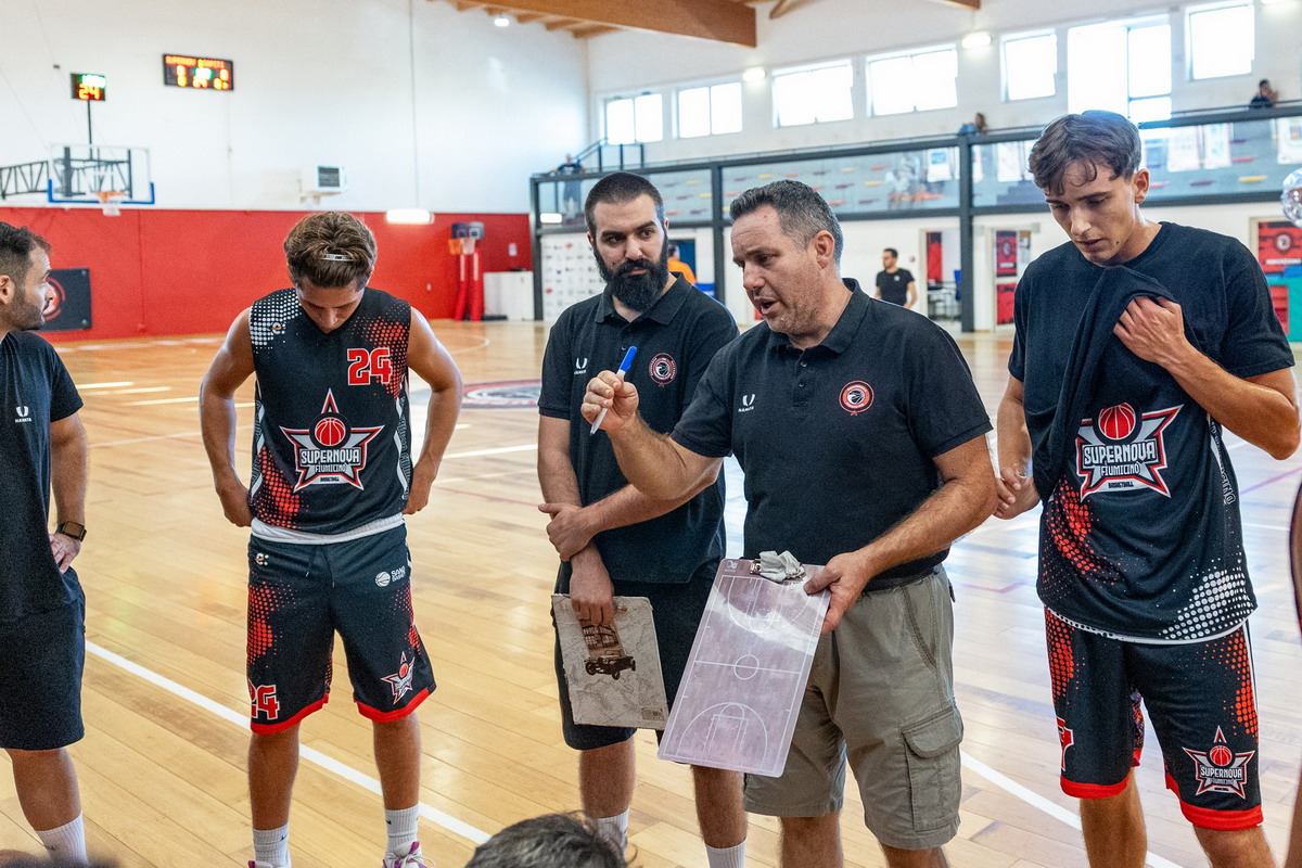 Basket, Supernova, DR1, pronta per il debutto in campionato